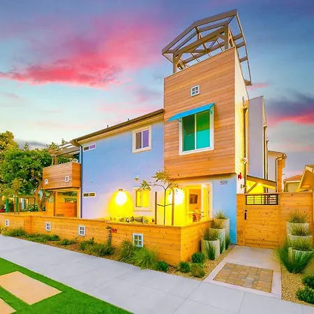 New Tremont Modern Beach Condo Oceanside Exterior photo
