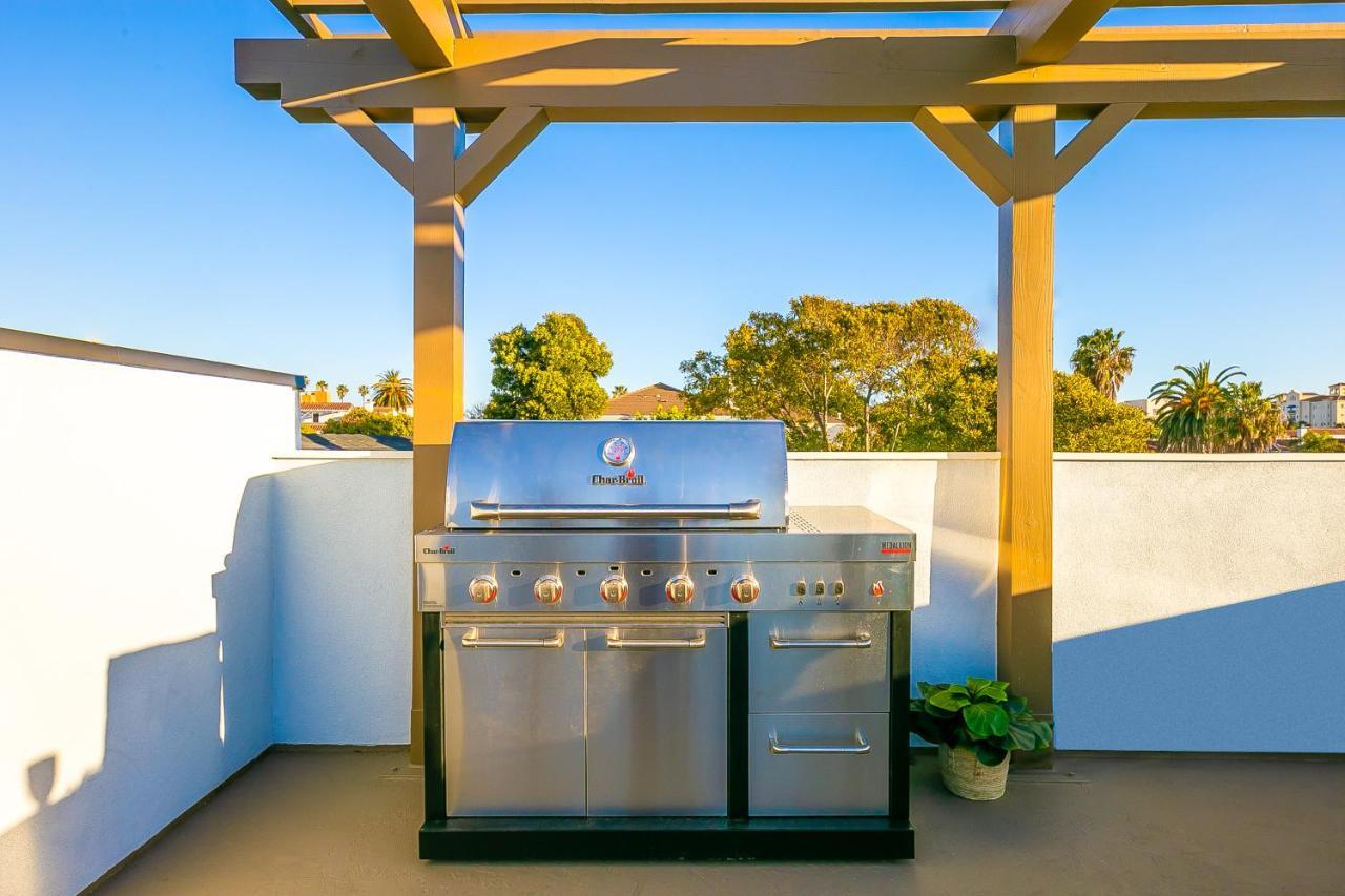 New Tremont Modern Oceanside